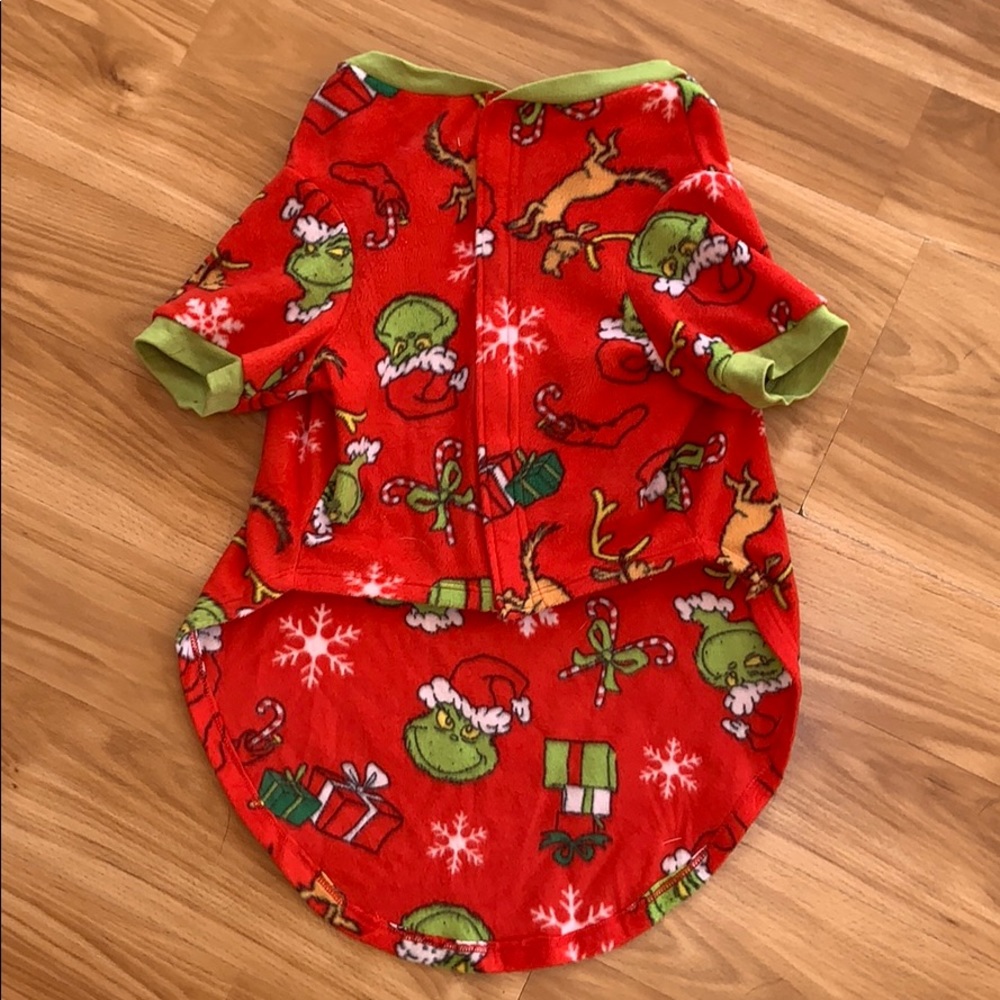 Dog Grinch shirt outfit Size Large